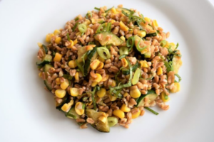 Read more about the article Barley Salad with Corn and Zucchini Recipe