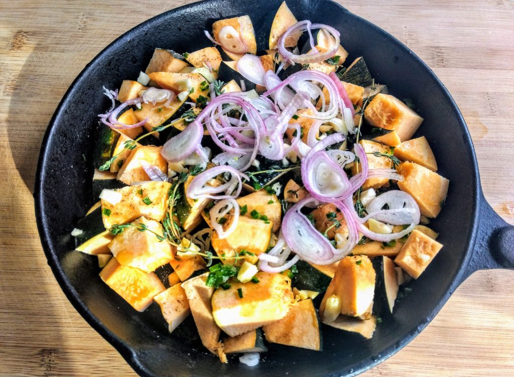 roasted acorn squash with jalapeno