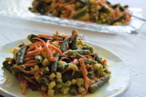 Read more about the article Easy Green Beans Salad with Carrots and Corn