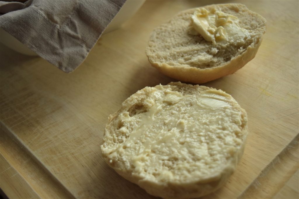 Vegan Dinner Rolls