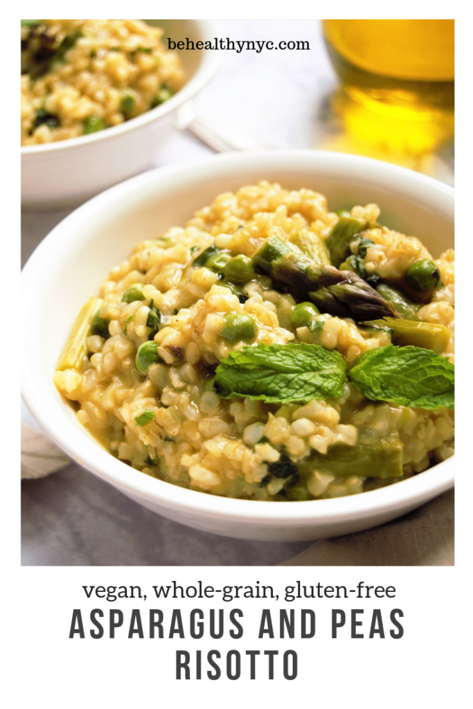 The best Spring vegan risotto with peas, asparagus, and mint. This healthy and creamy risotto is made with brown rice and coconut butter.