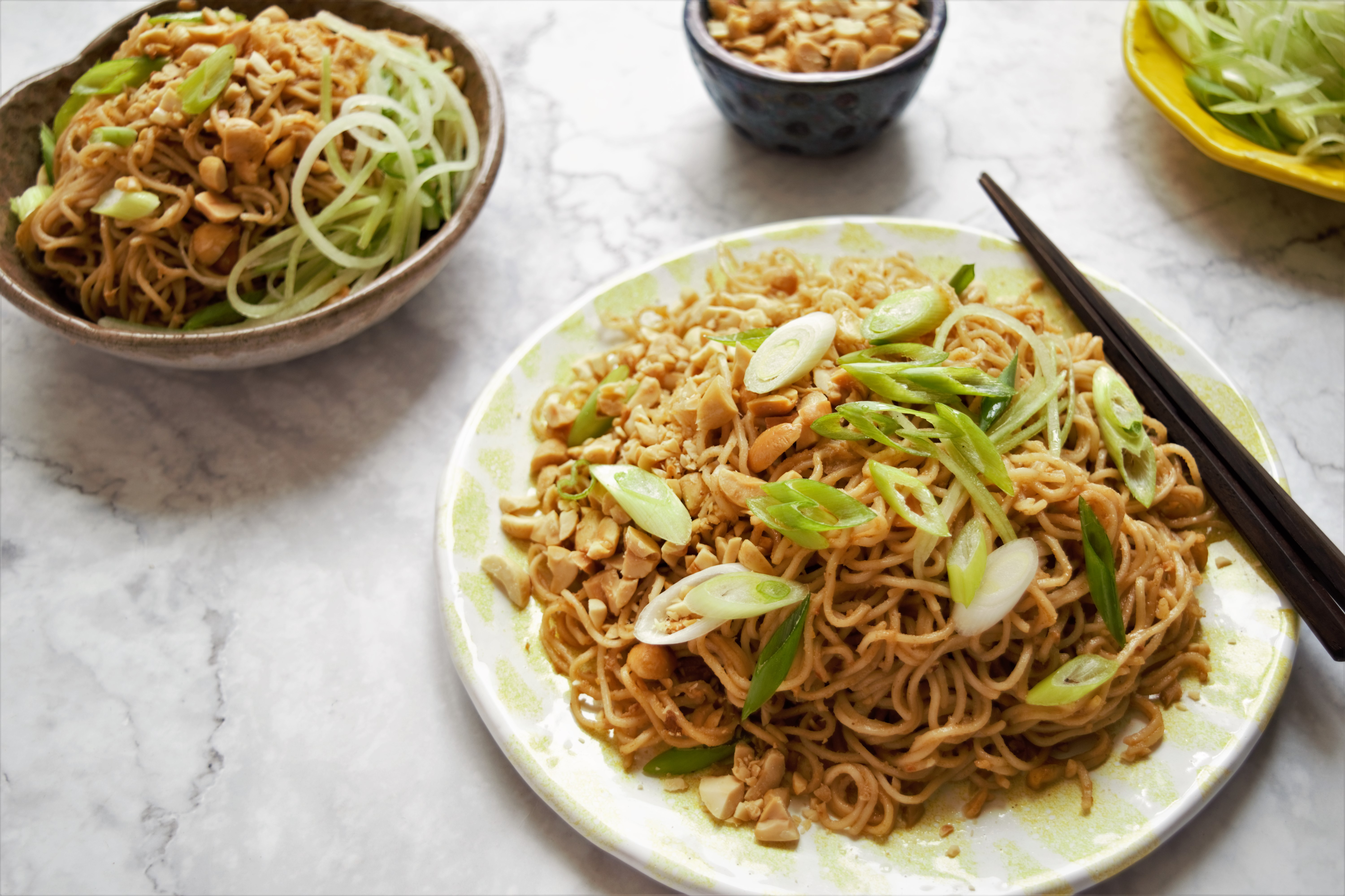 You are currently viewing Vegan Takeout-Style Sesame Noodles
