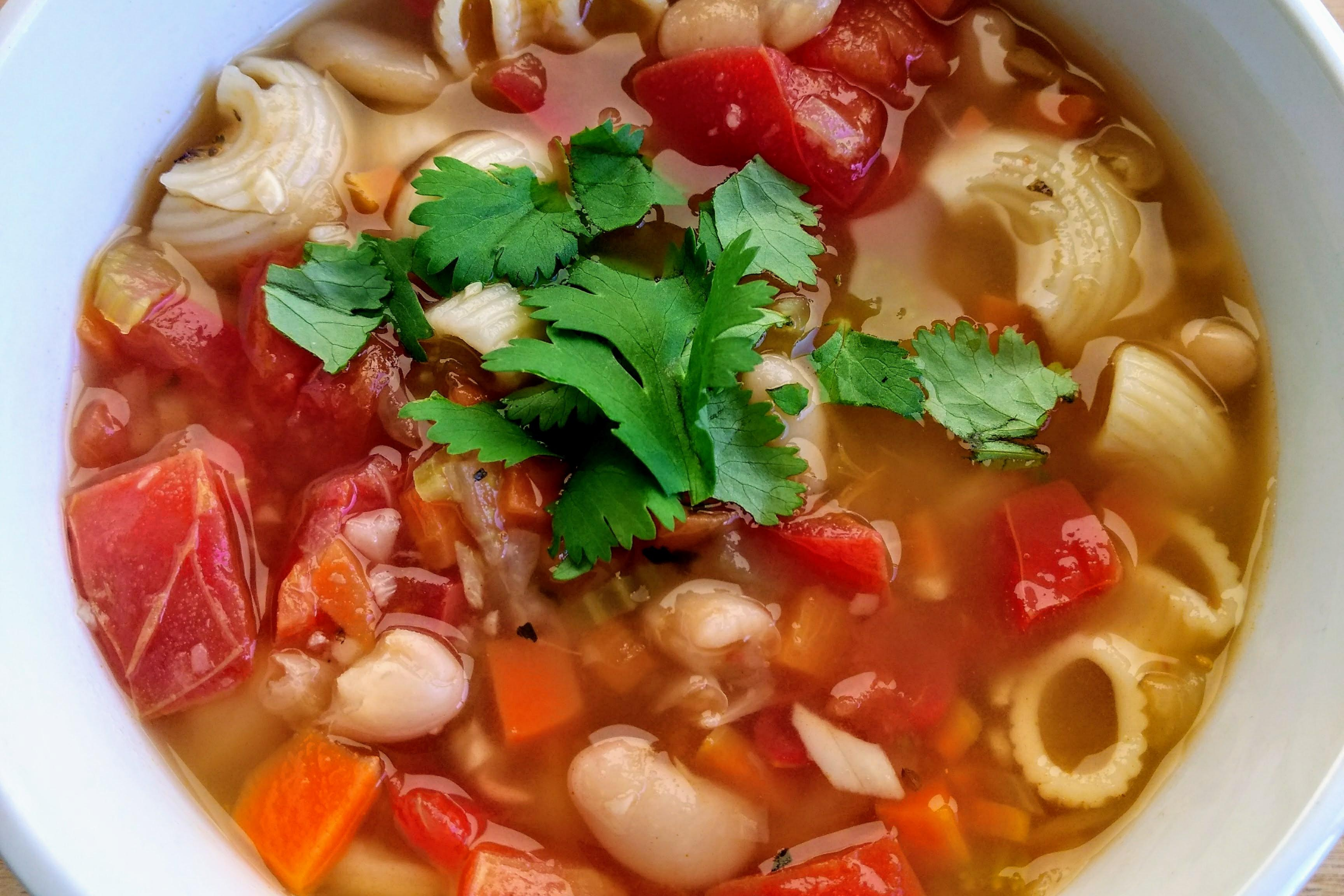 You are currently viewing Classic Vegan Minestrone Soup Recipe