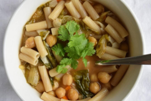 Read more about the article Vegan Pasta e Fagioli with Chickpeas