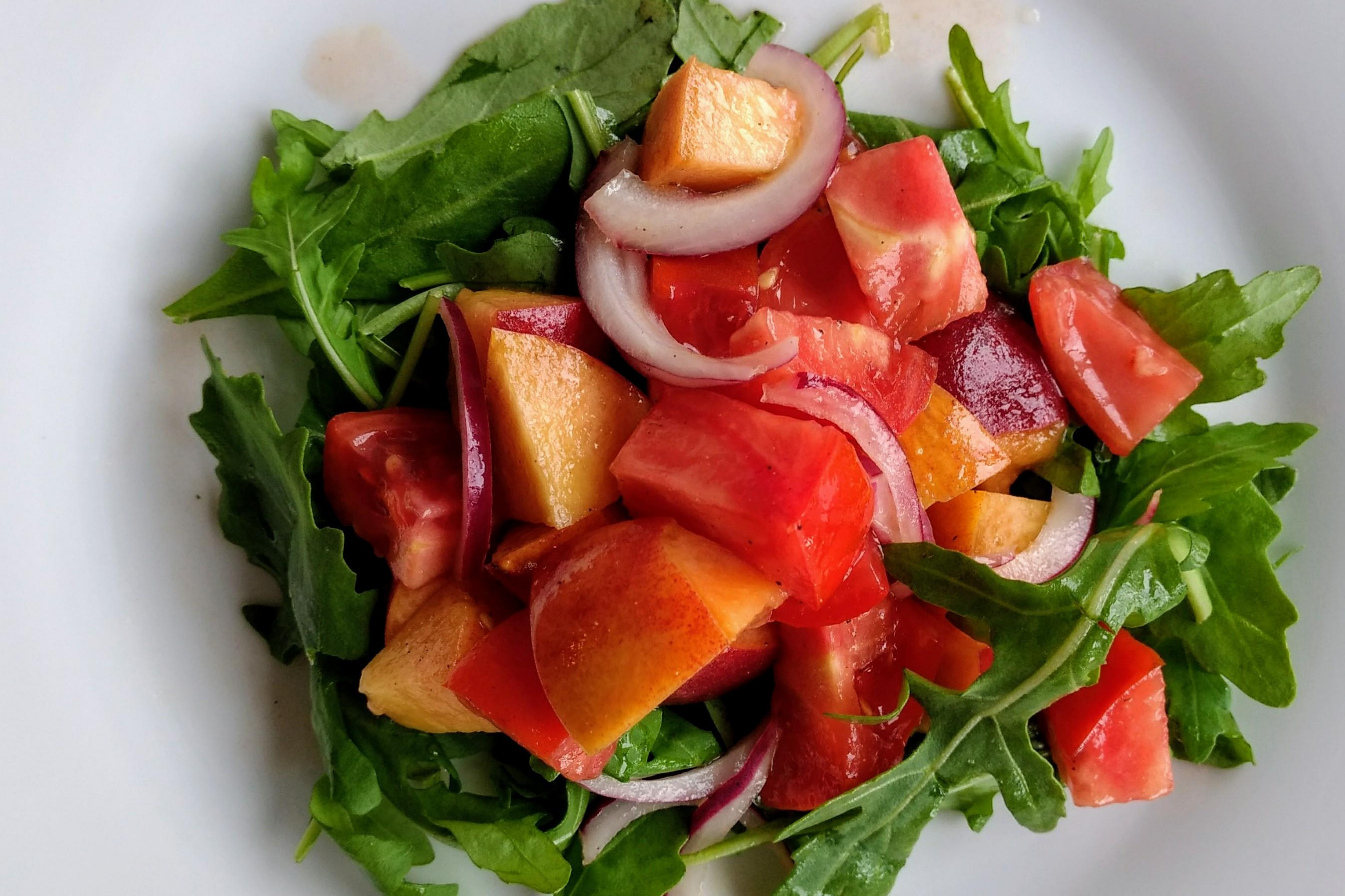 Arugula, Tomato and Peach Salad